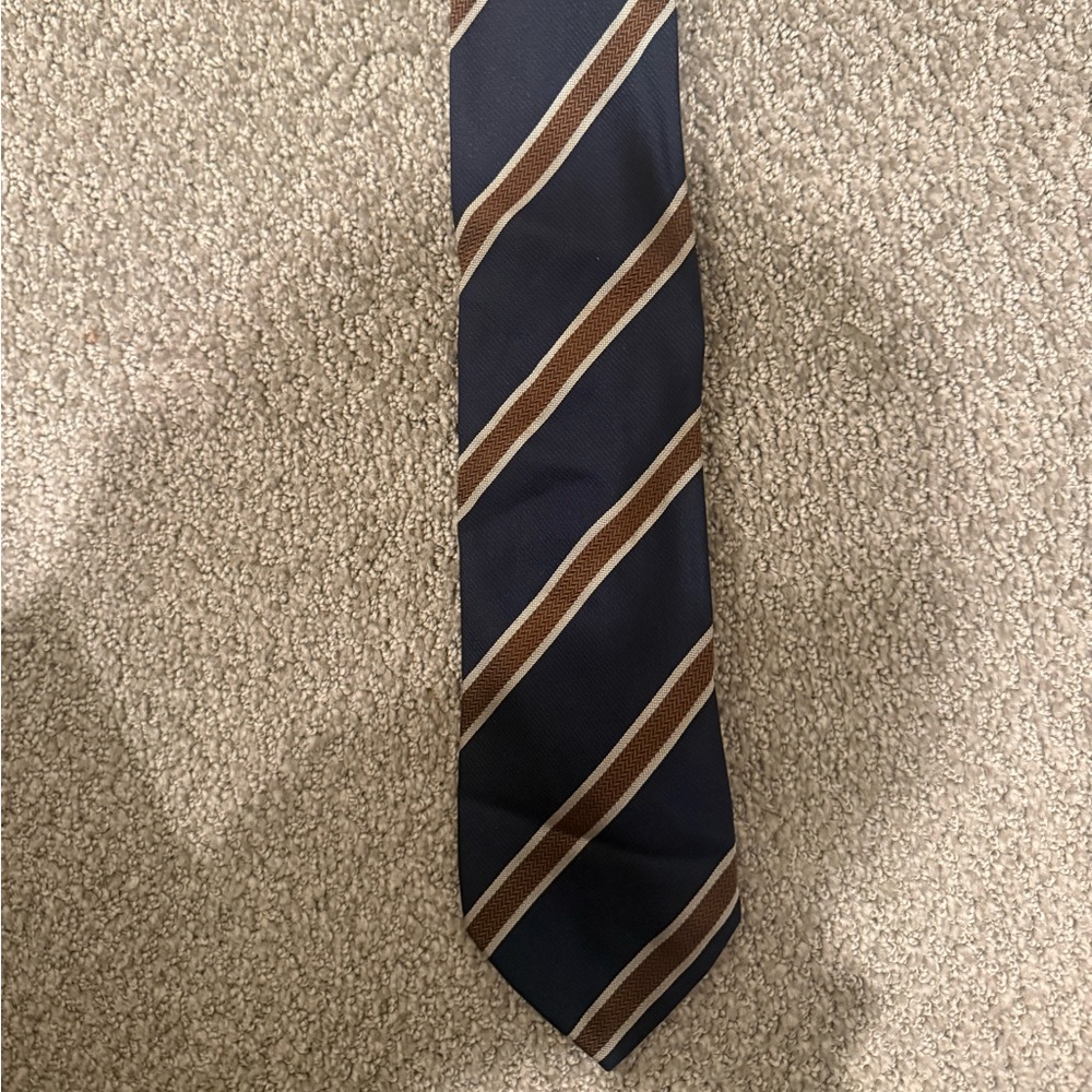 AMAZING MEN'S LIMITED EDITION BURBERRY TIE - ITALY